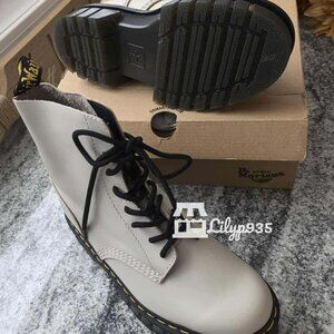 NWT DR. Martens - Audrick Platform Ankle Boots (Cobblestone Grey Nappa Leather)